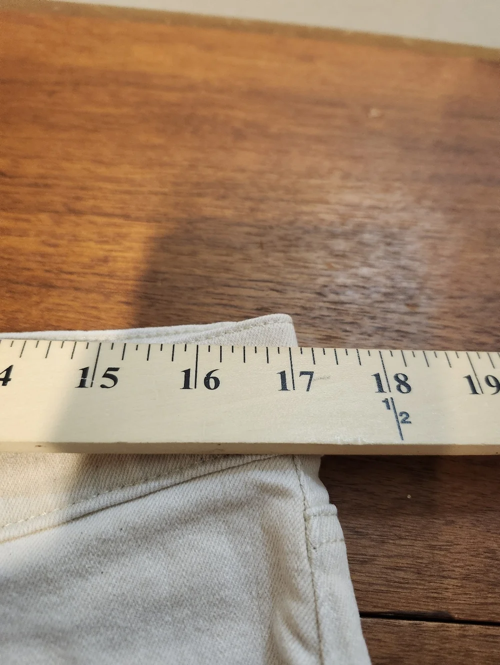 Ann Taylor Size 12 Straight‎ Leg Cream Summer Jeans Pants